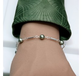 Ronde nacrée Vert Poudré bracelet artisanal argenté